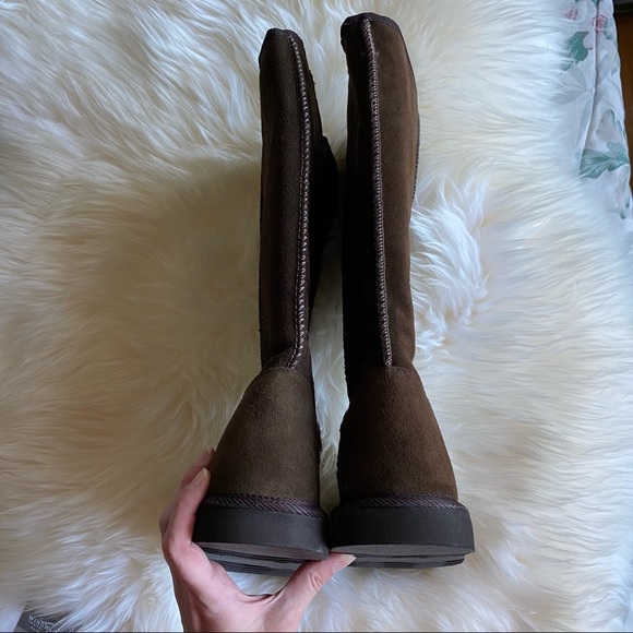New Expression faux Uggs Sheepskin style boots brand new - Picture 5 of 8